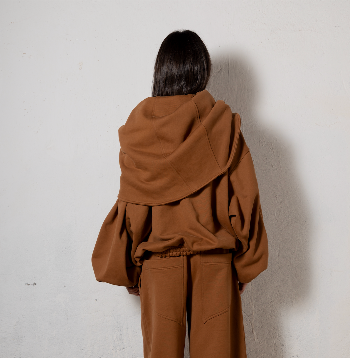 SWEATSHIRT OVERSIZE COM GOLA/CAPUZ