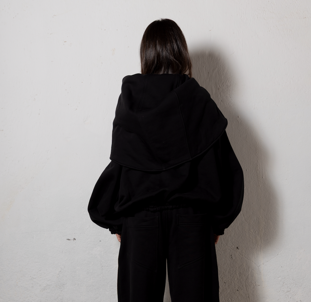 SWEATSHIRT OVERSIZE COM GOLA/CAPUZ