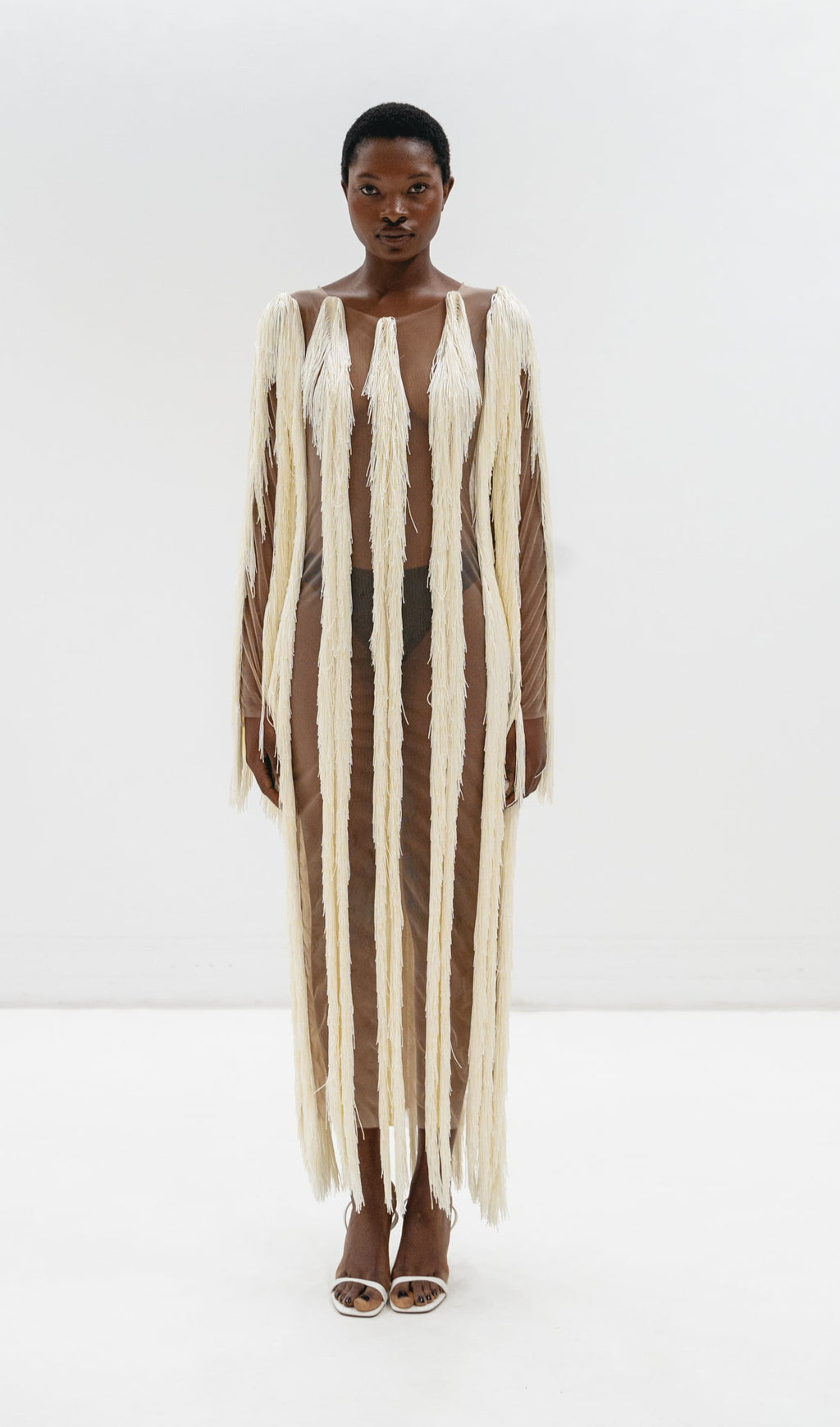 VESTIDO MIDI FRANJAS MARFIM