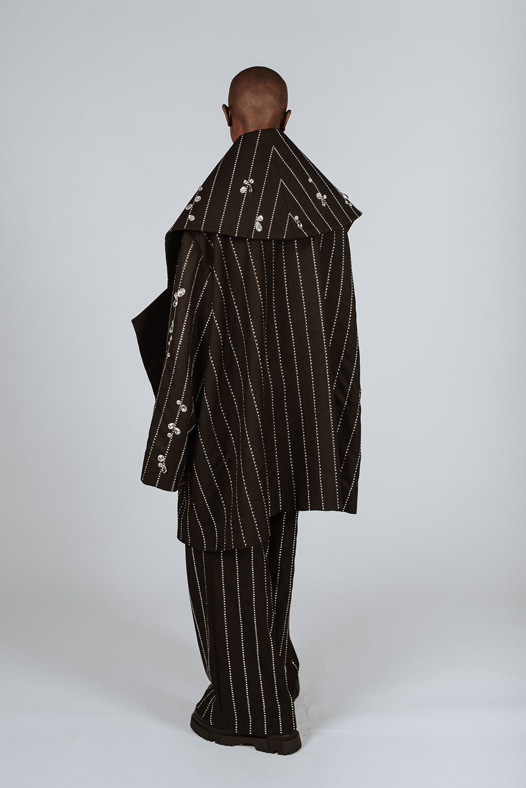 BLAZER OVERSIZED COM PEDRARIA